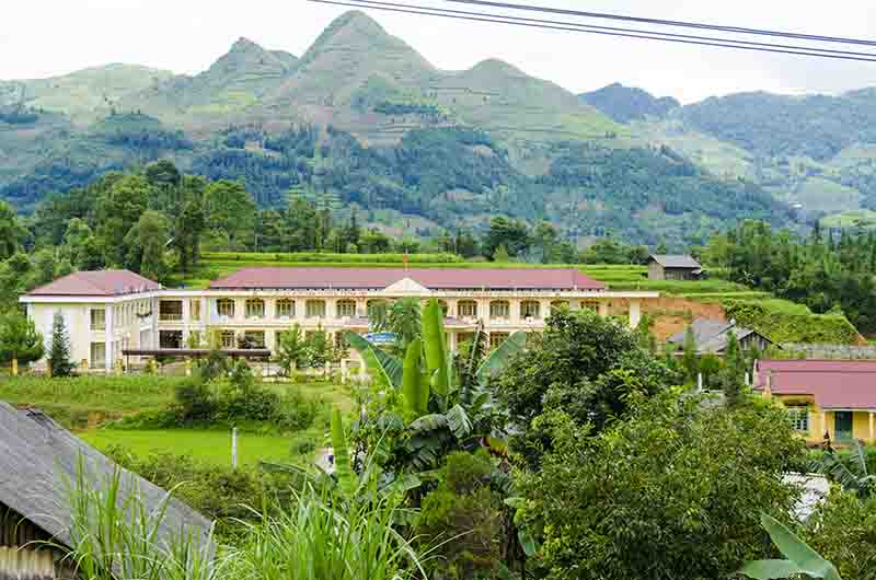 297 - Vietnam - Bac Ha - escuela